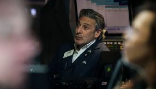 盘前：纳指期货跌1.28% “大空头”做空英伟达