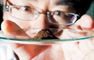 如何理解稀土价格现象？什么因素操纵着稀土价格？