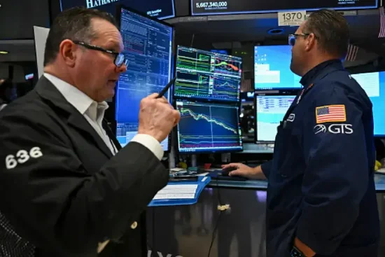 收盘:三大股指本周均录得跌幅 关税不确定性与通胀数据引发忧虑 第2张 收盘:三大股指本周均录得跌幅 关税不确定性与通胀数据引发忧虑 第2张