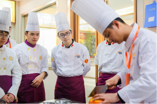 从核物理到中餐，一位复旦学子的跨界人生选择  第3张