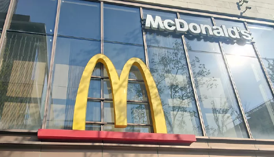 麦当劳第一季度营收和同店销售额令人失望，股价下跌  第1张