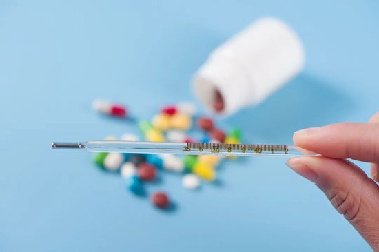 流感高峰将至!奥司他韦销量环比大涨4.5倍,国产流感新药密集上市 第1张 流感高峰将至!奥司他韦销量环比大涨4.5倍,国产流感新药密集上市 第1张