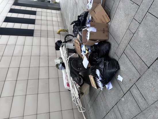 肿瘤药断供数月，患者“自费1万多元1瓶还买不到”！知名药企大门被贴封条，部分办公室已清空  第4张