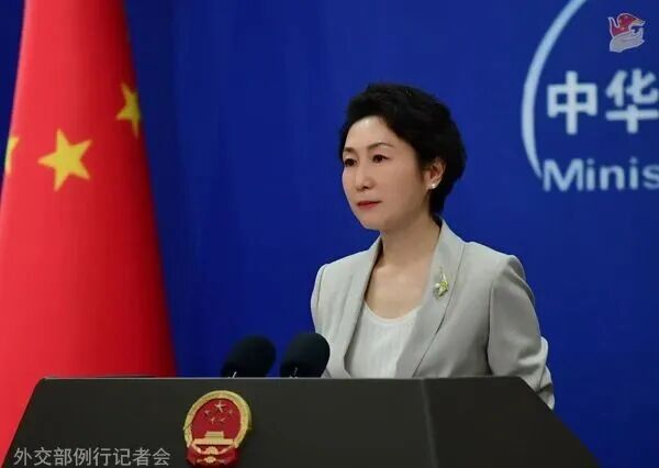 中方要求伊朗不要封锁霍尔木兹海峡？外交部回应  第1张