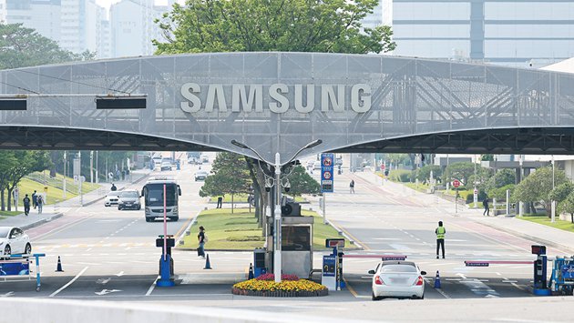 三星大罢工要闹到李在镕宅邸,芯片产业链雪上加霜? 第1张 三星大罢工要闹到李在镕宅邸,芯片产业链雪上加霜? 第1张